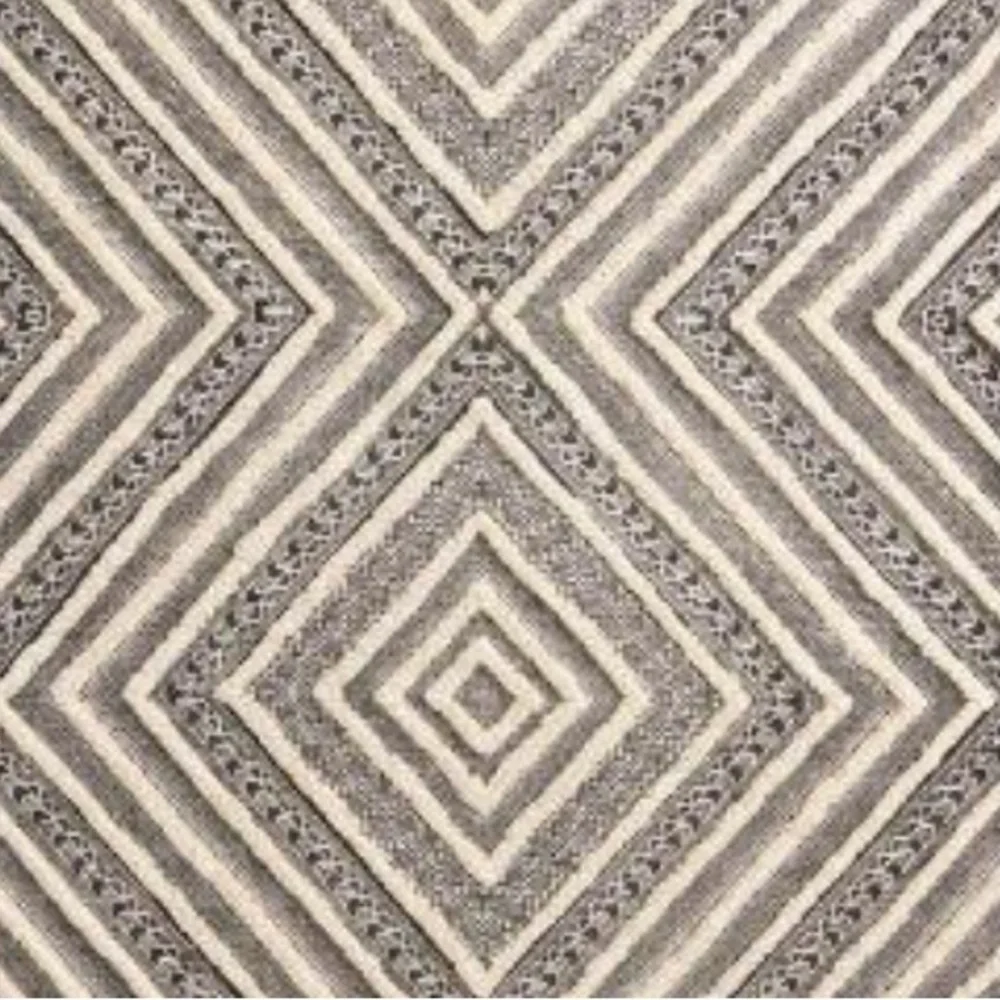 NWT - BOHO RUG - Picture 6 of 10